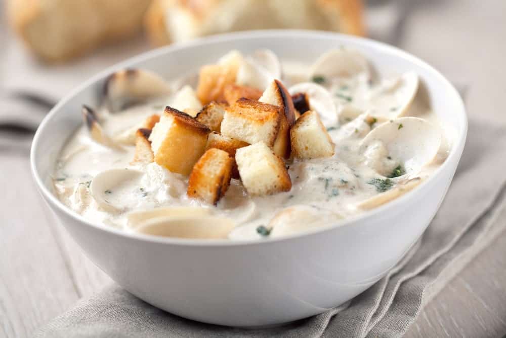 bowl of clam chowder