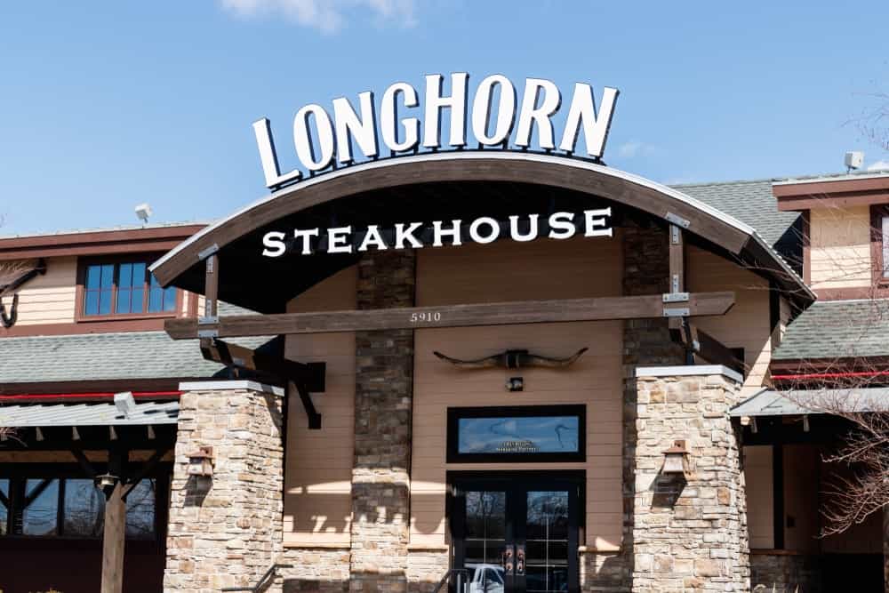 Longhorn restaurant owned by Darden