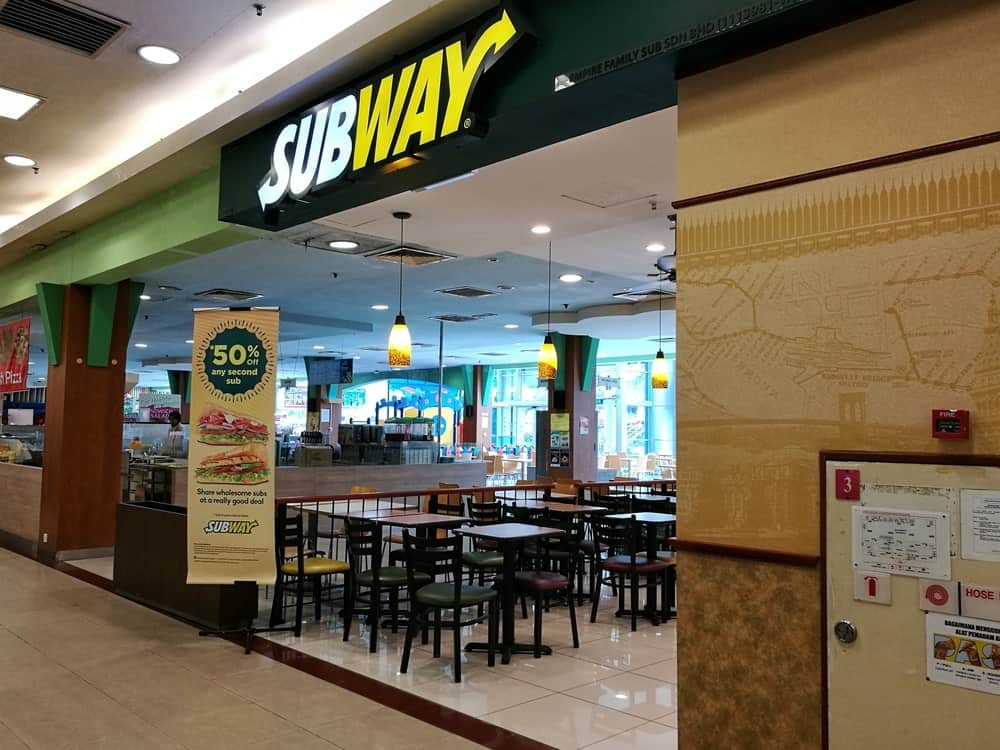 Subway sit down restaurant