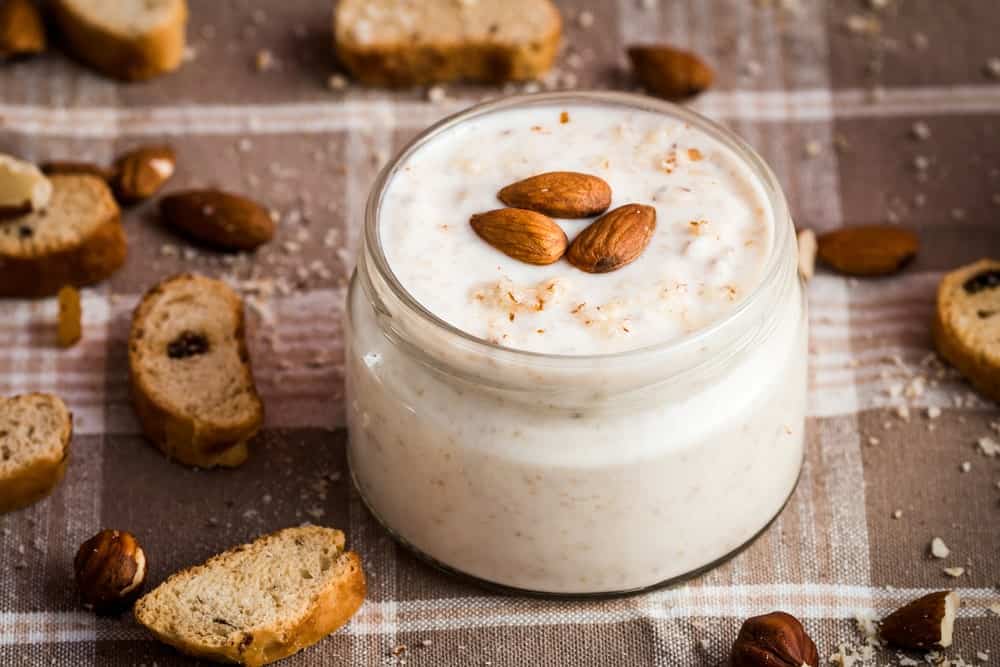 อัลมอนด์โยเกิร์ต Almond Yoghurt