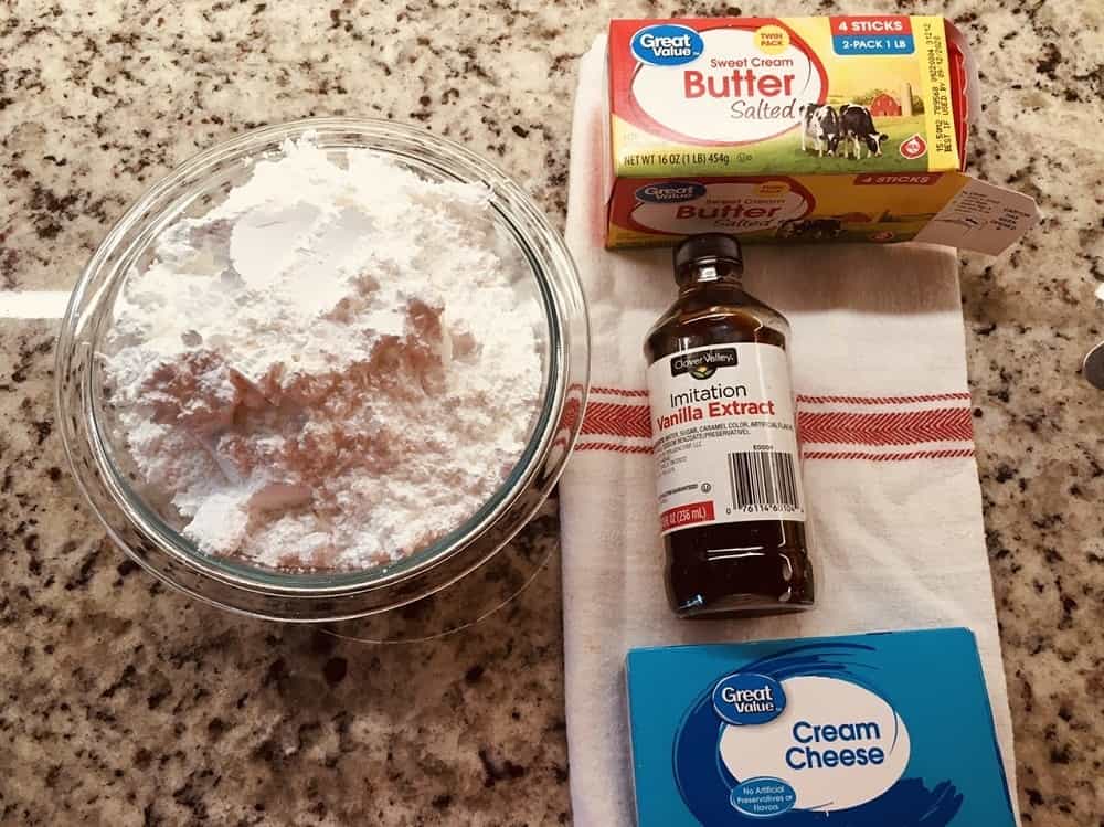 The ingredients to be used for the icing.