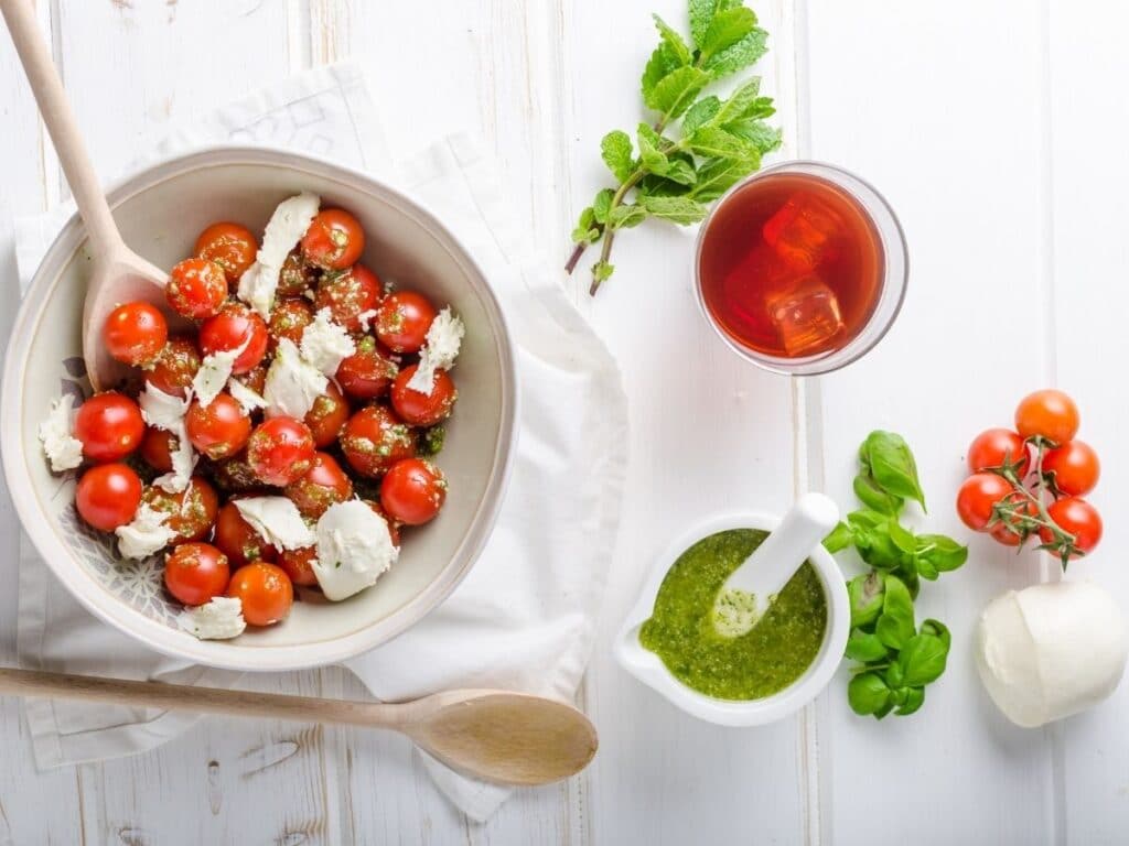 How to make cherry tomato salad