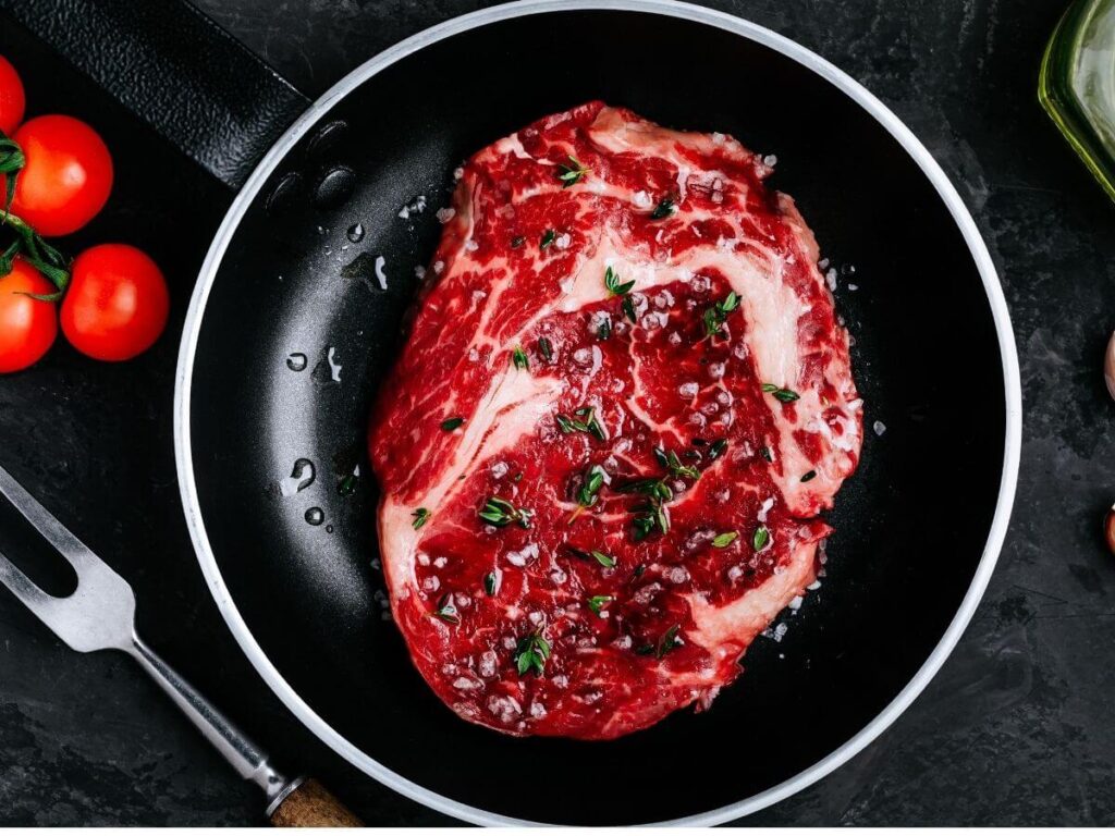 How to Cook a Ribeye Steak in a Frying Pan