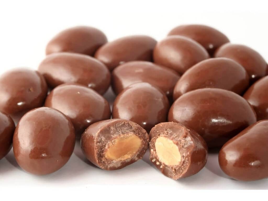 How to Make Chocolate Covered Almonds