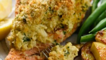 how-to-cook-salmon-stuffed-with-crabmeat