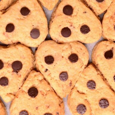 heart-shaped-chocolate-chip-cookies