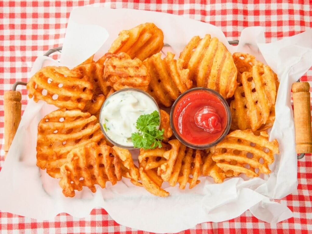 Waffle fries with dipping sauce