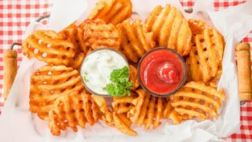 waffle-fries-in-an-air-fryer