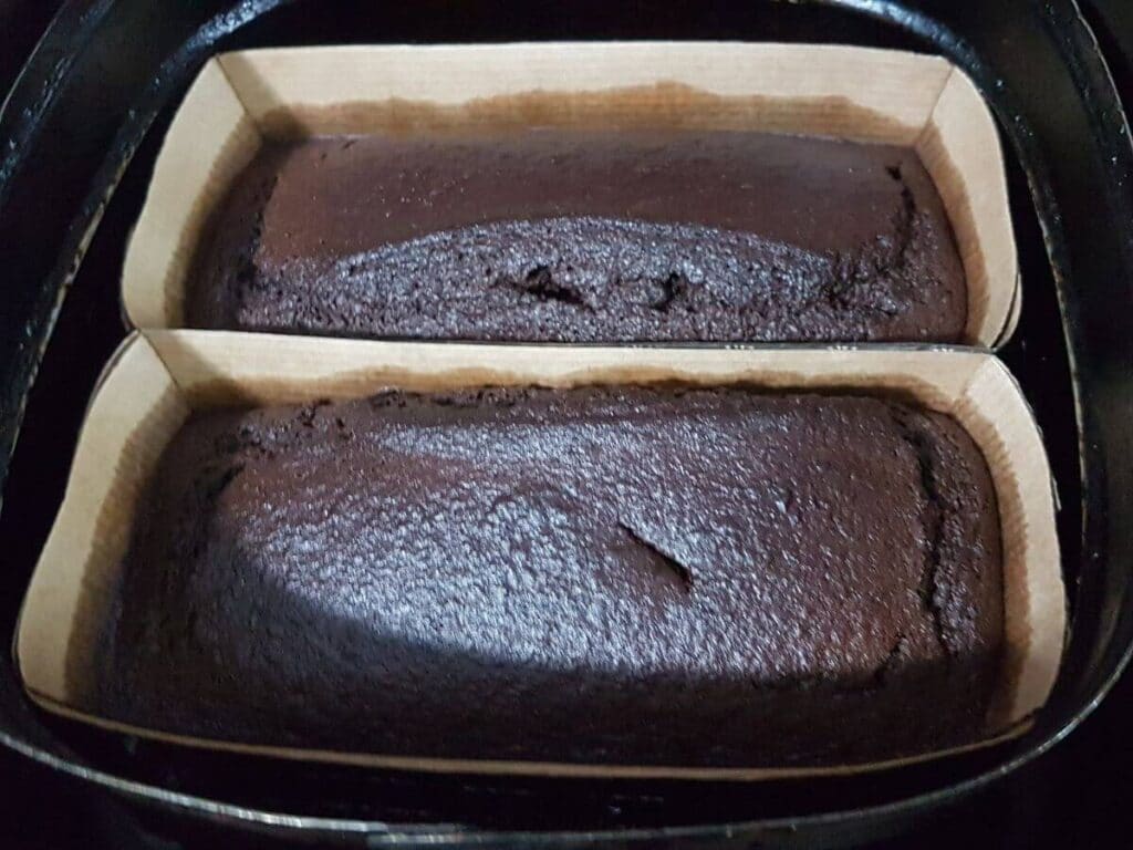 chocolate cake baked in an airfryer