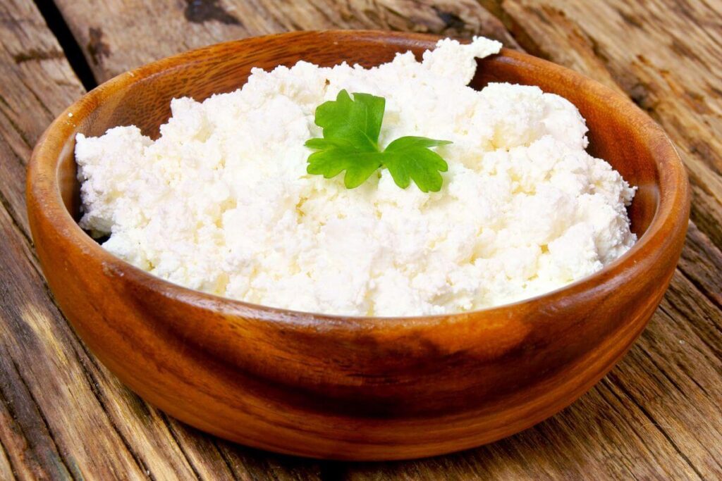 a bowl of cottage cheese