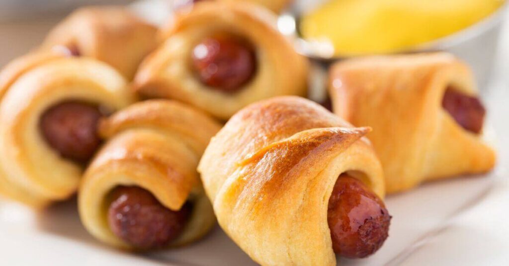 pigs in a blanket made with crescent rolls