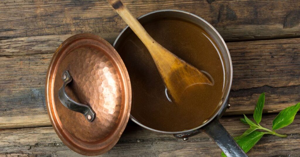 Hot Brown Gravy in pan