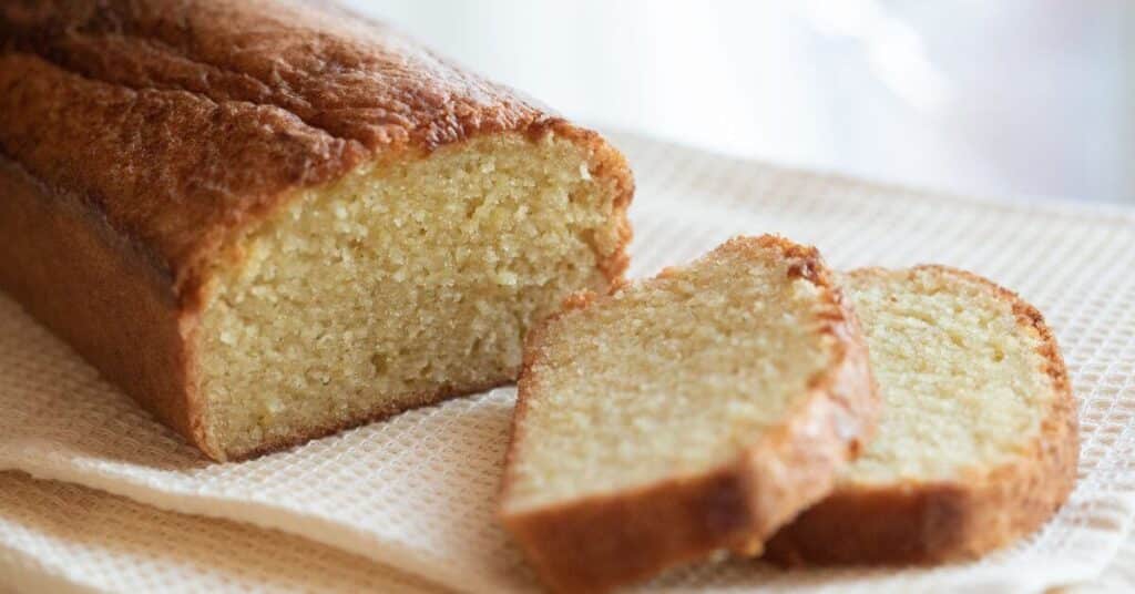 Pound Cake Made With Cake Mix