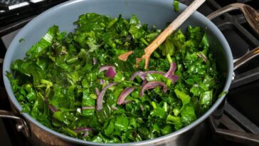 kale-greens-with-chicken-broth