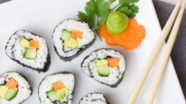 sushi-with-jasmine-rice