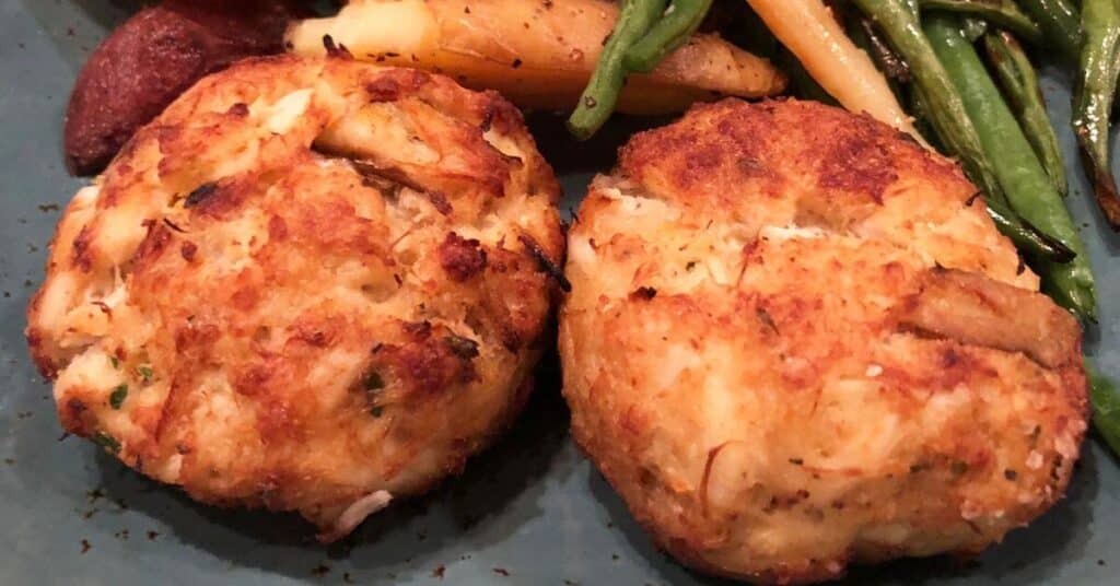 crab cakes made with canned crab