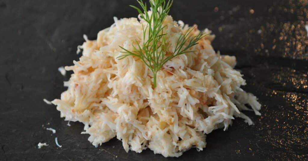 cooked crab meat with butter