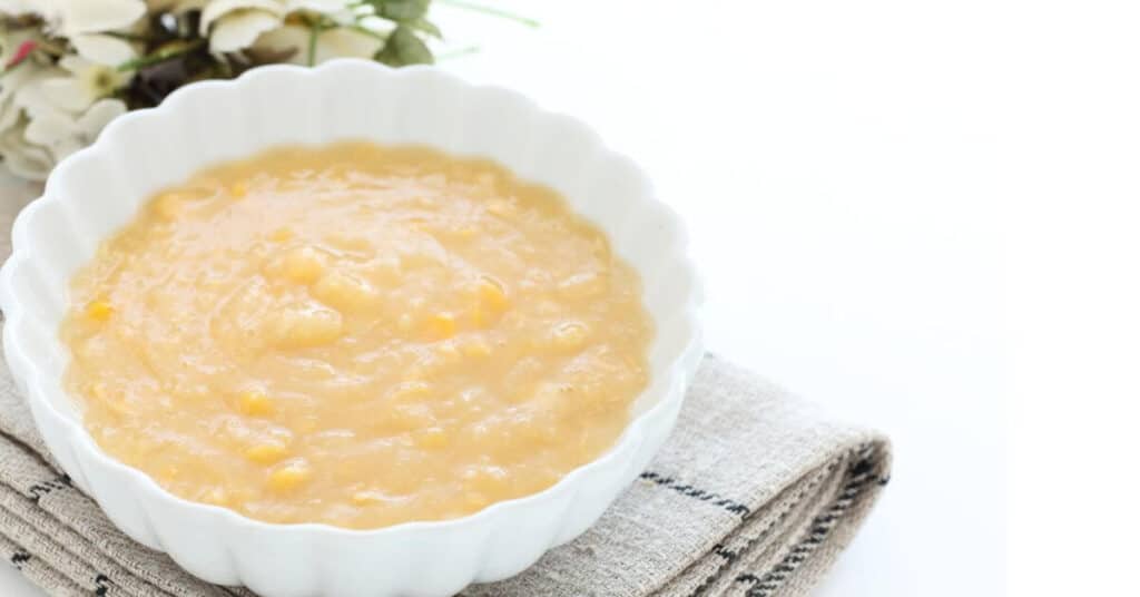 bowl of creamed corn