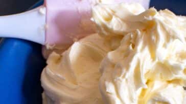 Icing with Regular Sugar and Water