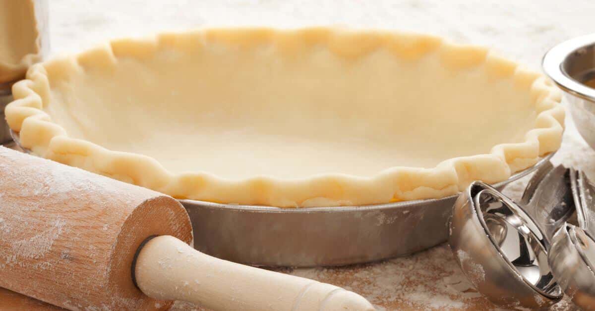 How To Make a Pie Crust Without a Food Processor