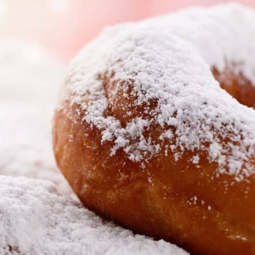 How to Make Powdered Sugar Without Cornstarch