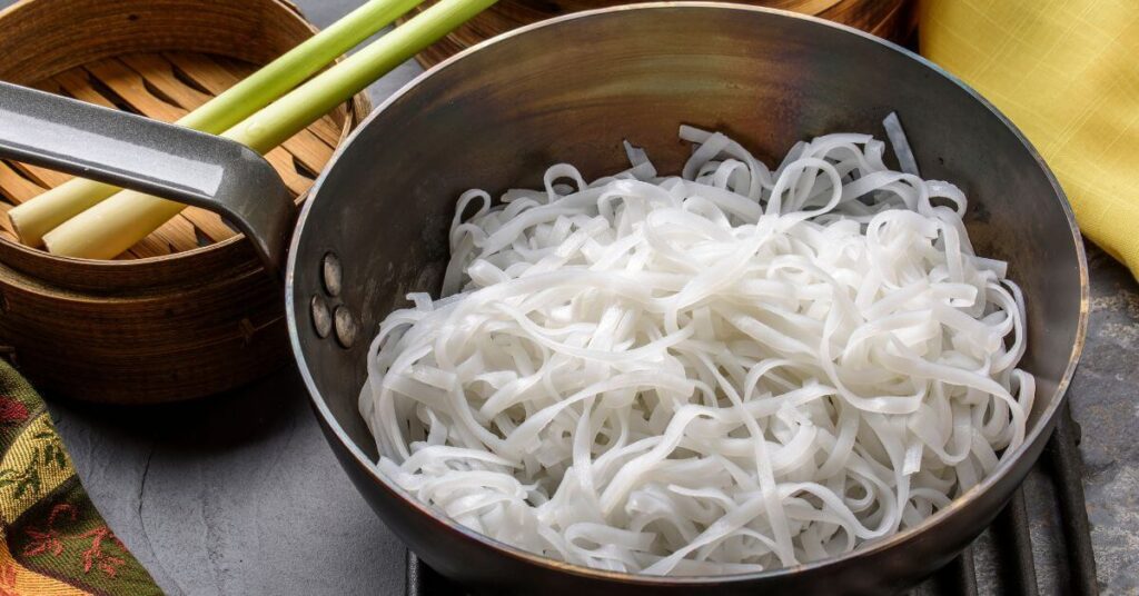 pan of rice noodles