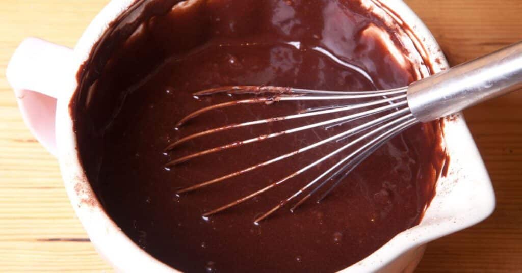 bowl of melted chocolate