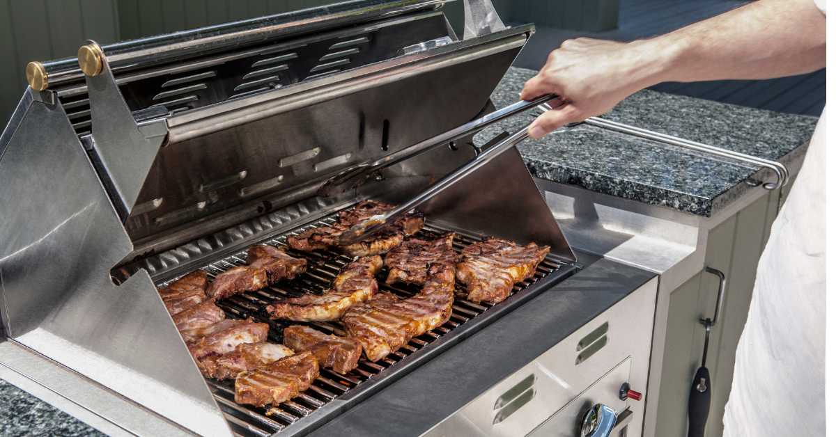 How to Clean a Gas Grill with Minimal Effort