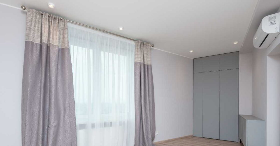 How to Clean Curtains Without Washing