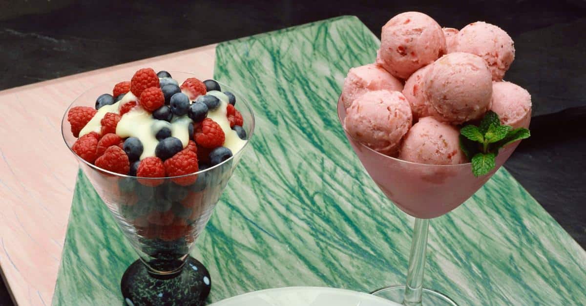 What is the Difference Between Custard and Ice Cream?