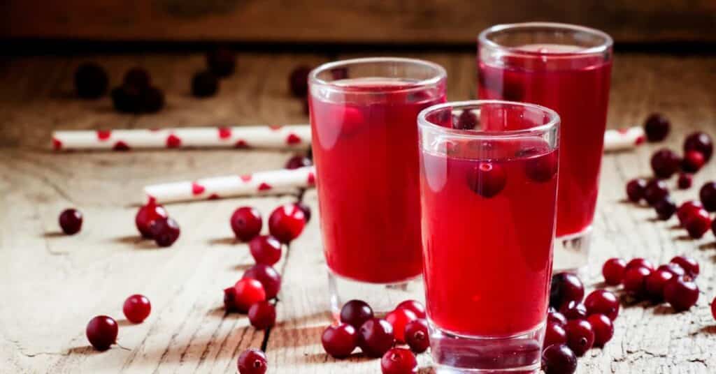 3 glasses of cranberry school