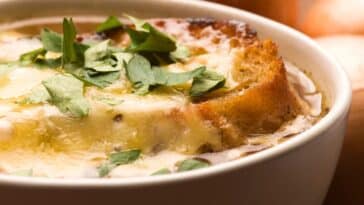 bowl-of-onion-soup