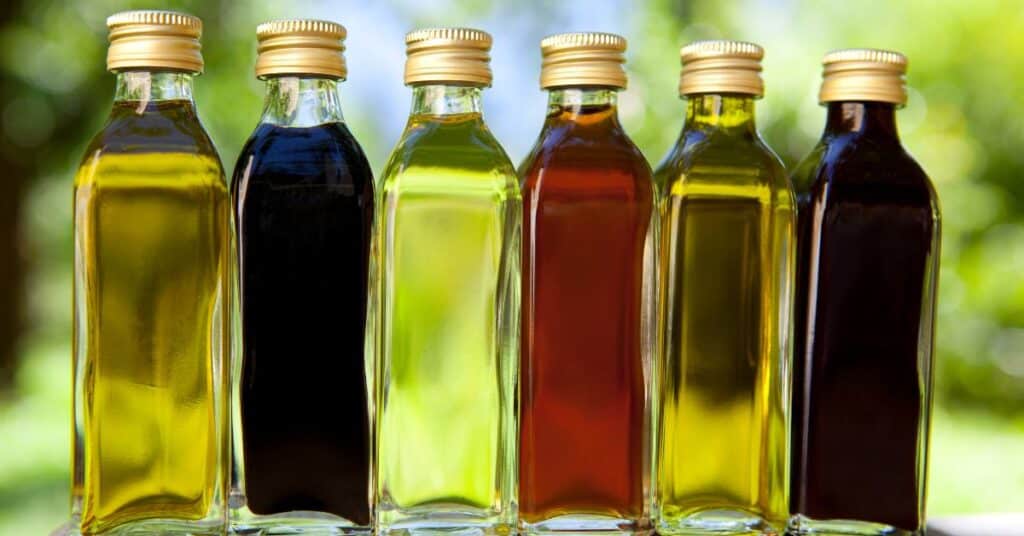 bottles of different types of vinegar