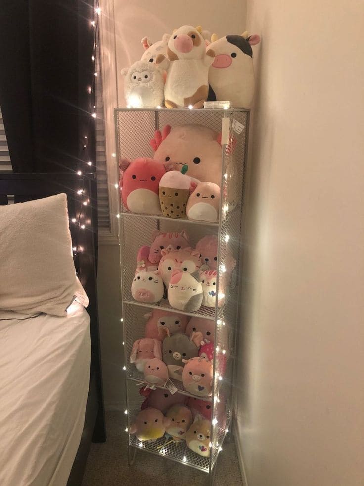 Charming Plush Display for Cozy Organization