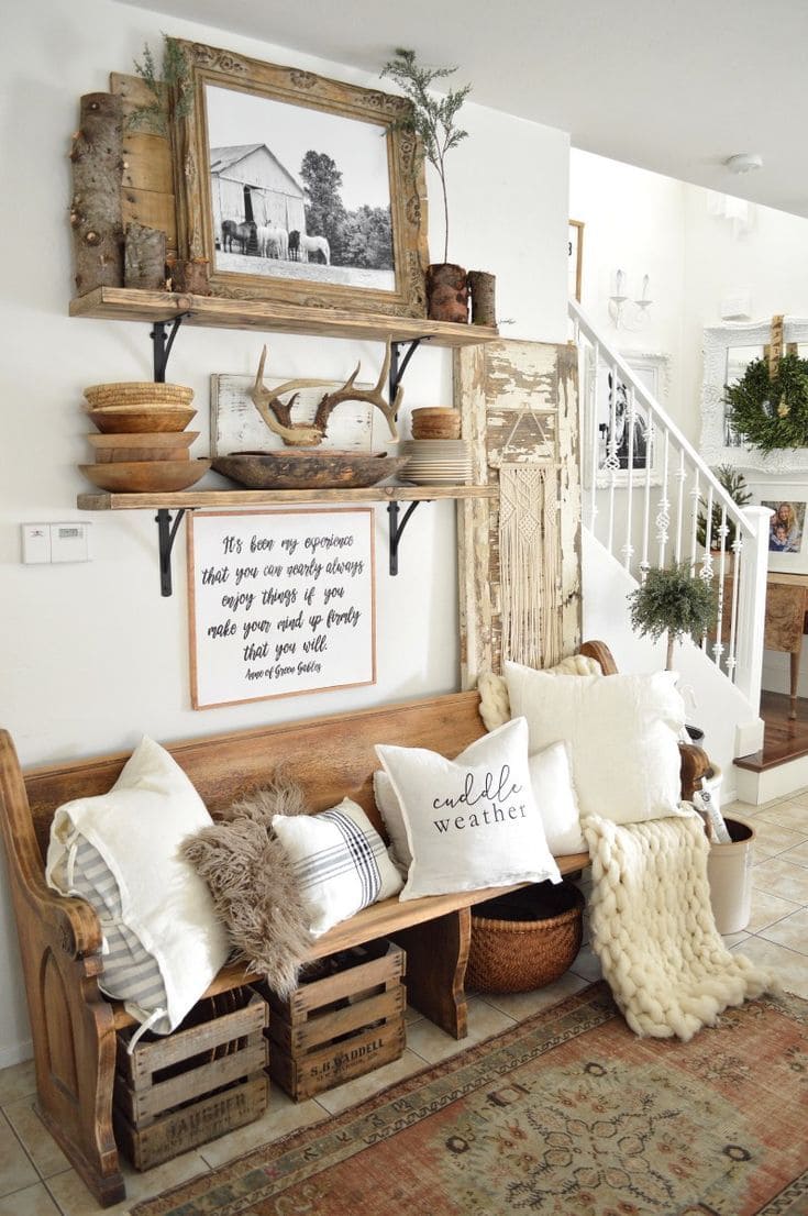 Charming Rustic Farmhouse Entryway Haven