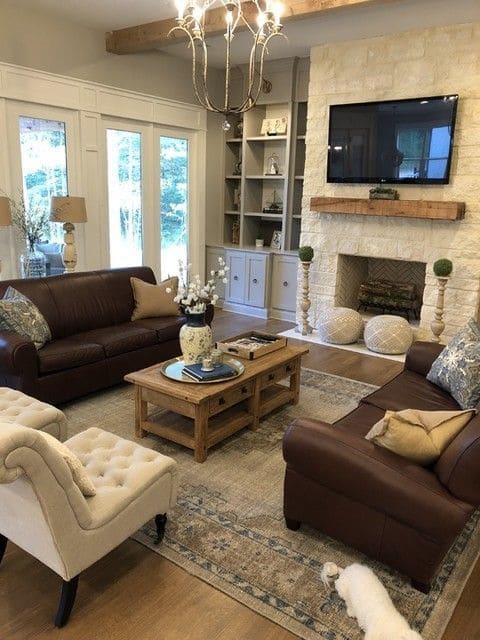 Classic Leather Fireplace Lounge