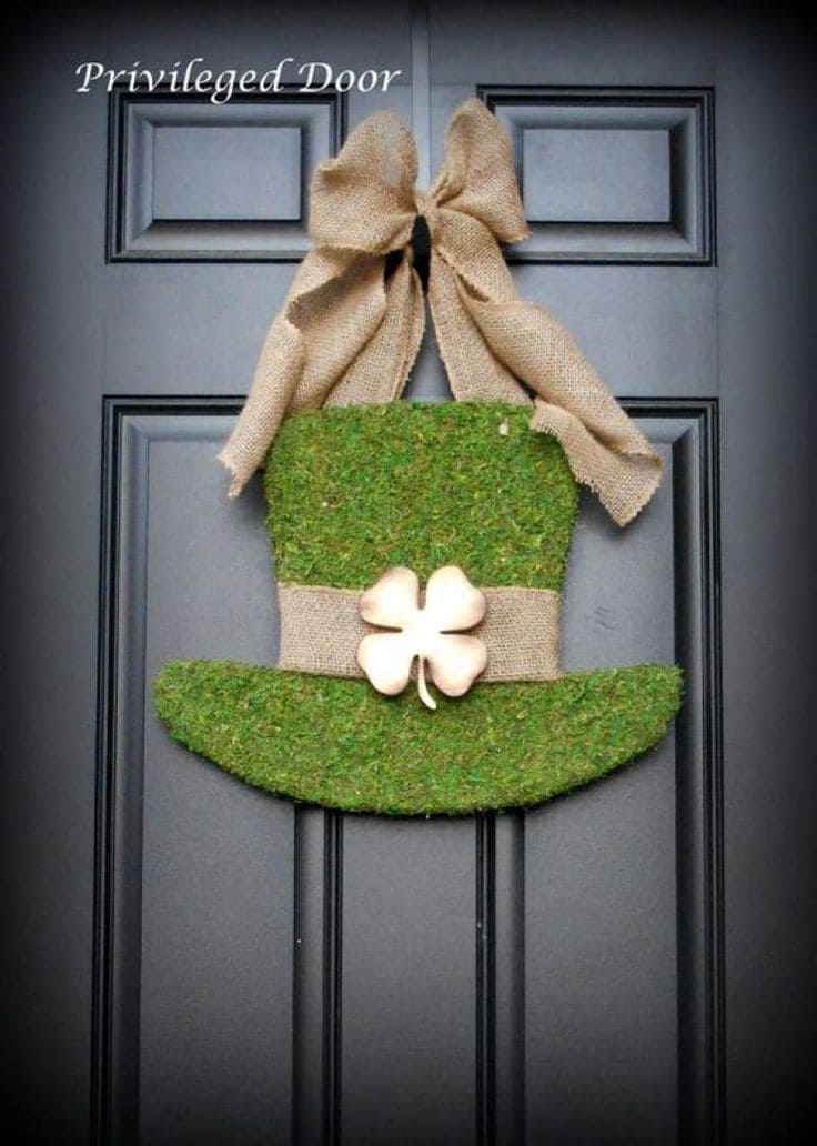 Mossy Leprechaun Hat Door Decoration