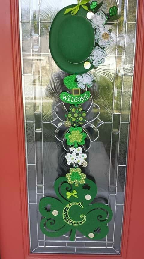 Vertical St. Patricks Day Door Decoration