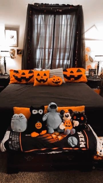 Cartoon Pumpkin Pillow and Plushie Parade Bed