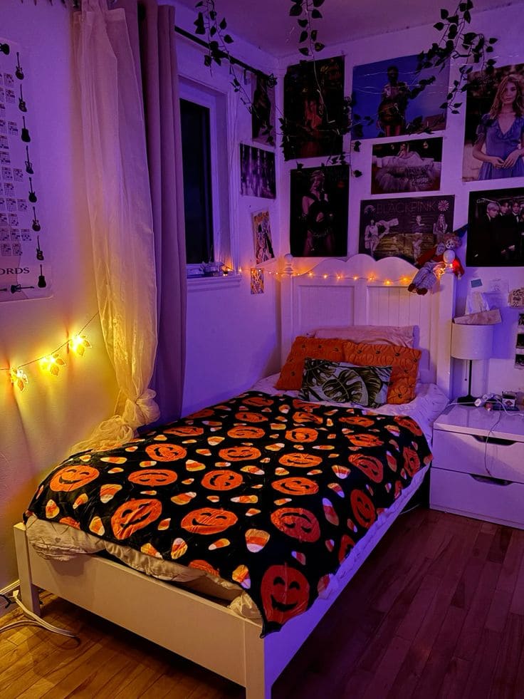 Pumpkin Patch Glow-Up Bed Corner