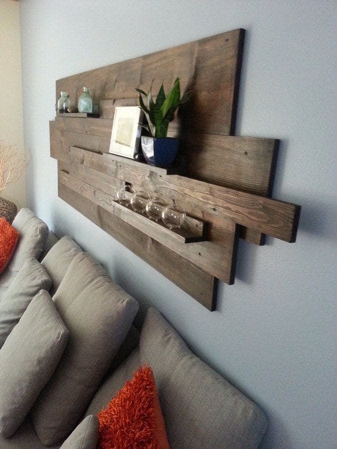 Sleek Living Room Display Shelf