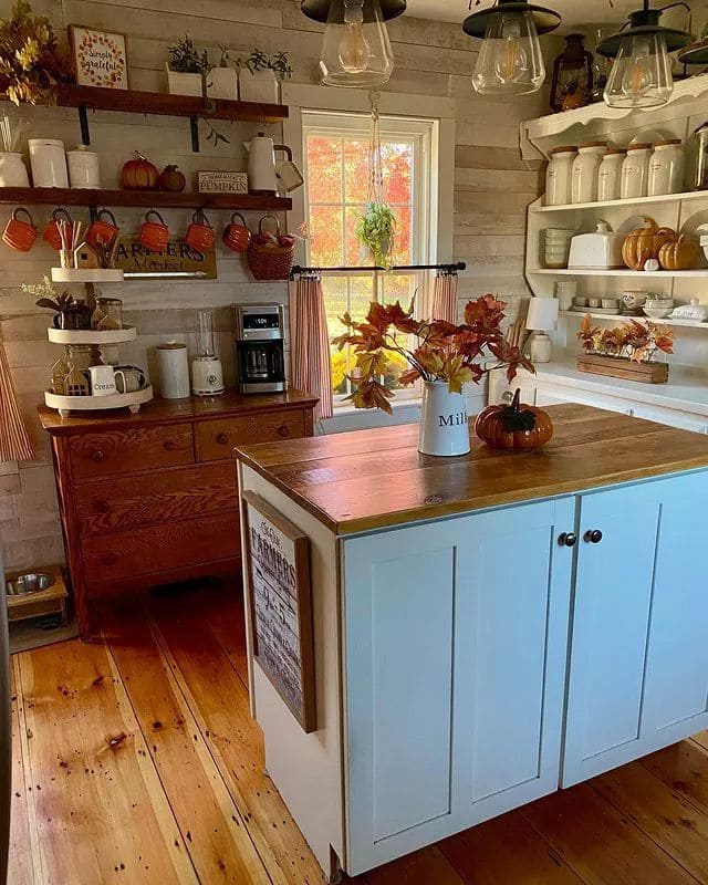 Charming Country Kitchen with Rustic Fall Accents