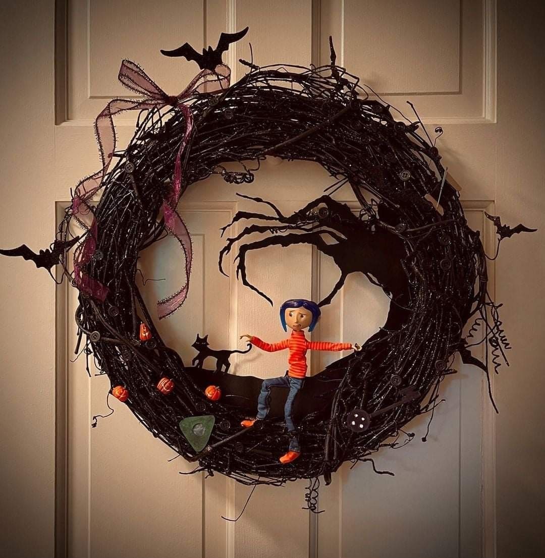 Coraline-Inspired Spooky Wreath
