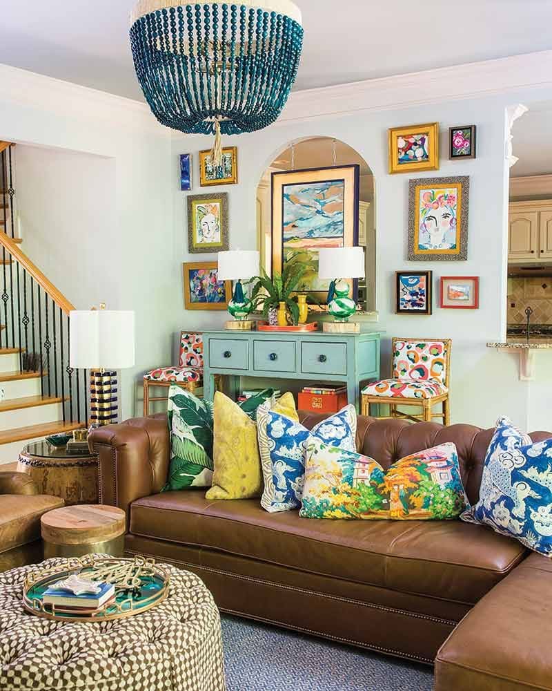 Eclectic Charm With Artistic Edge