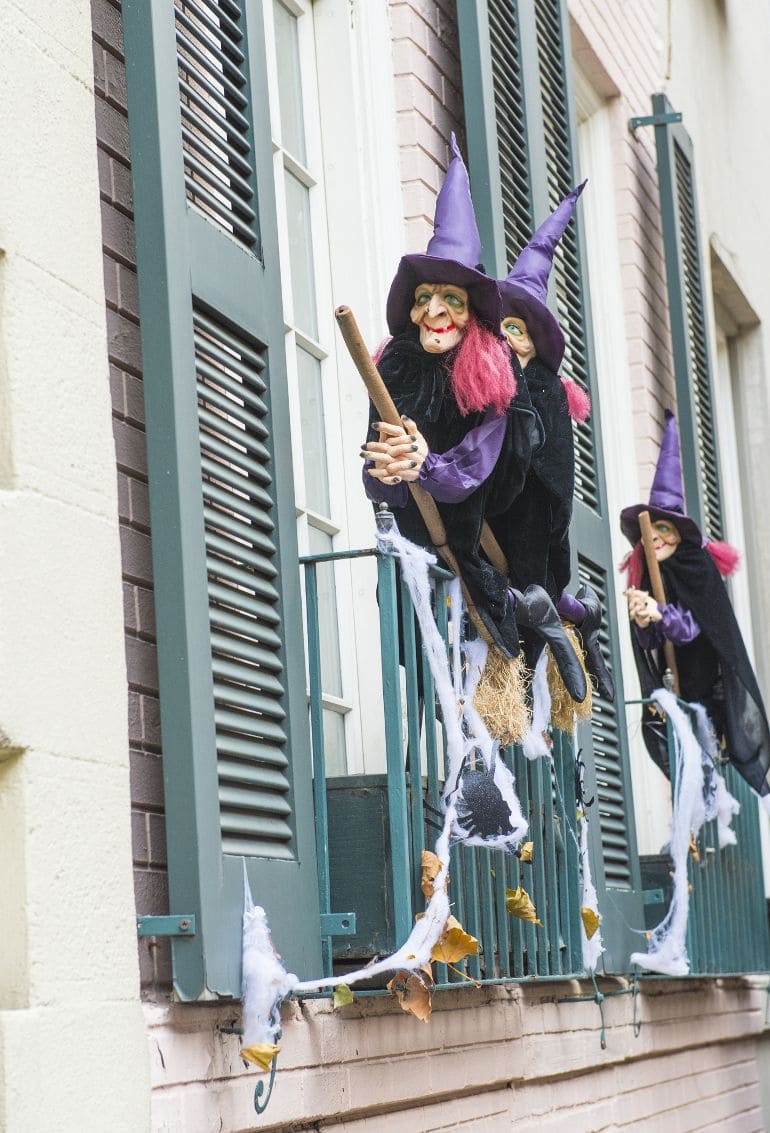 Flying Witch Trio on the Balcony