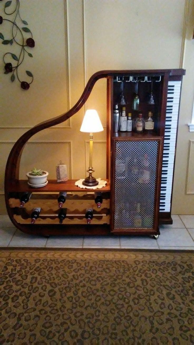 The Grand Piano Bar and Display