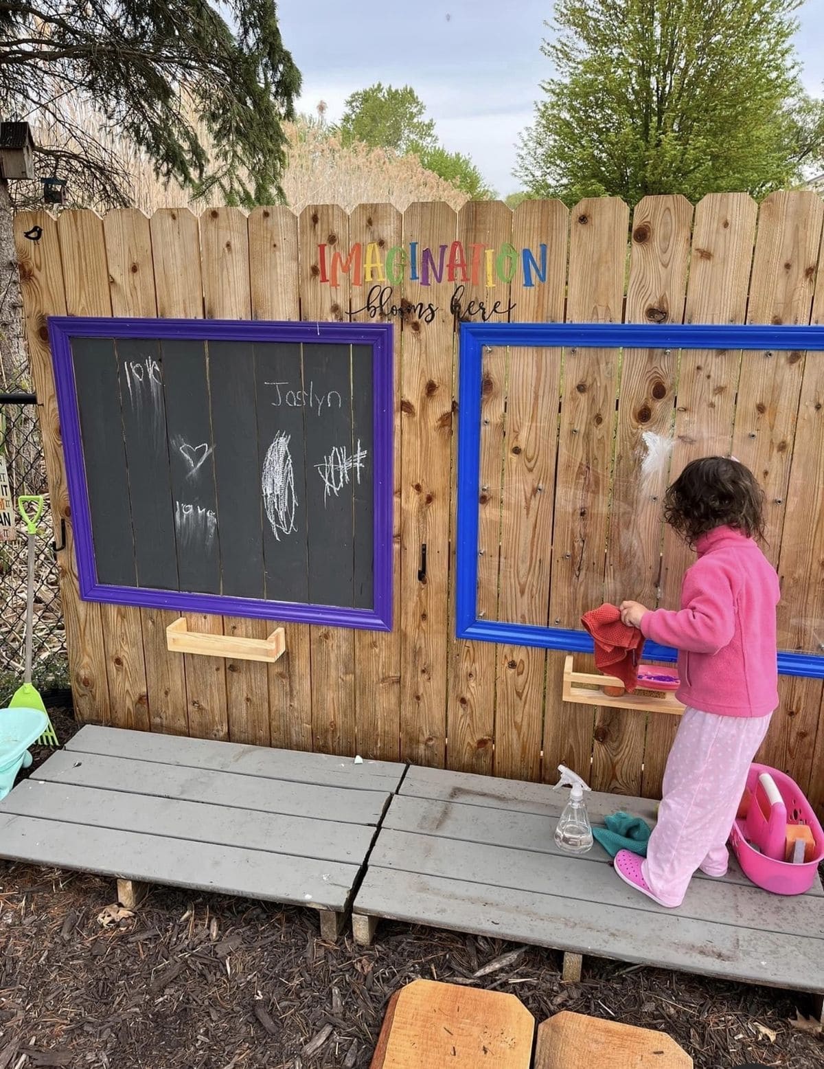 Chalkboard Fence for Kids Creativity