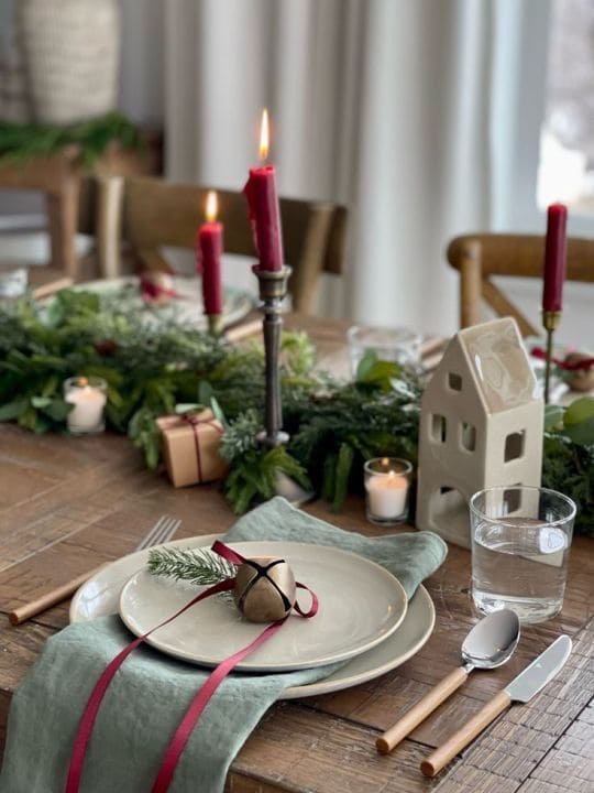 Cozy Rustic Christmas Table Setting