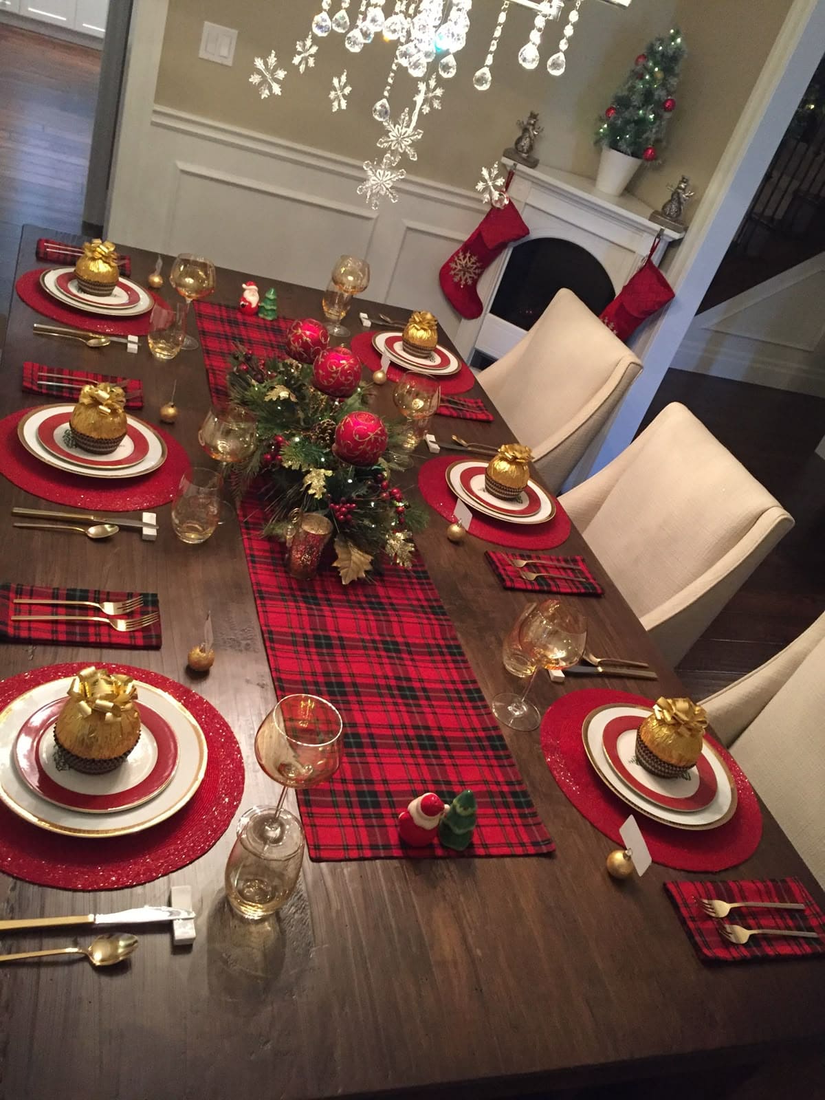 Golden Plaid Elegance
