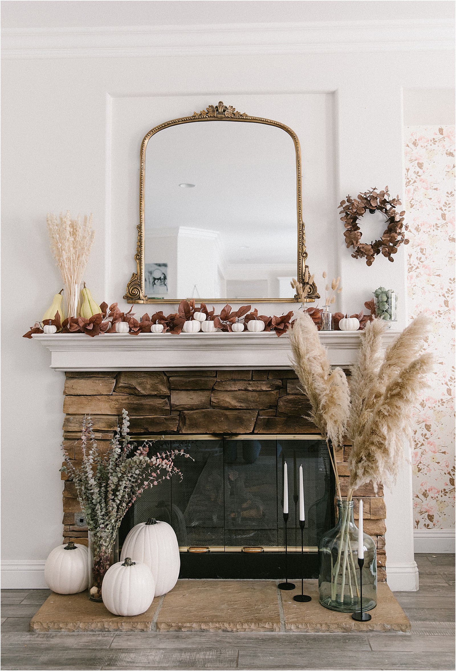 Minimal Harvest Mantel with Soft Neutrals
